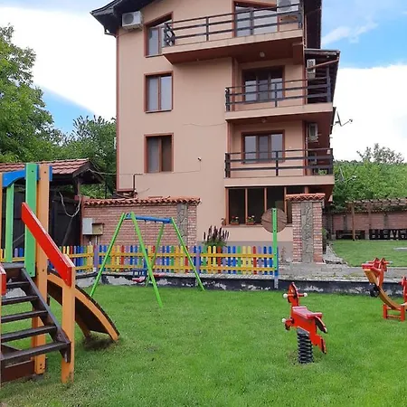 Къща За Гости Рожен Рест Lyaskovo (Plovdiv)