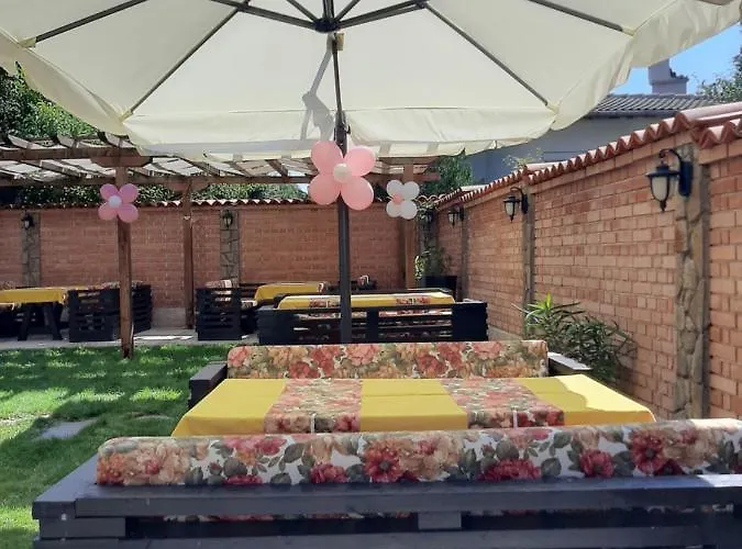 Къща За Гости Рожен Рест *