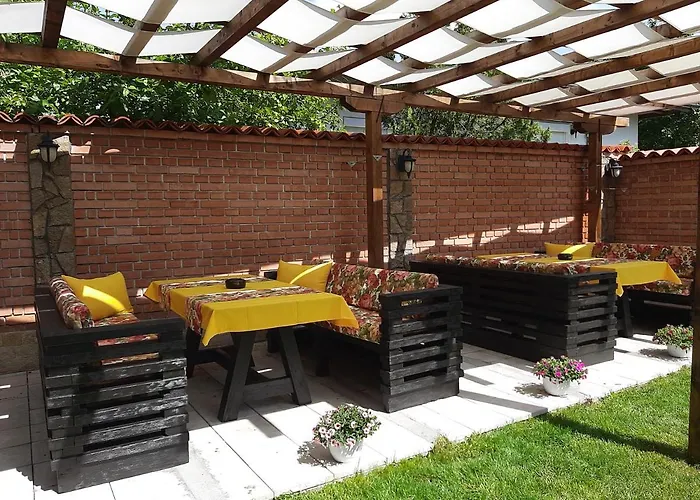 Affittacamere Къща За Гости Рожен Рест Lyaskovo (Plovdiv)