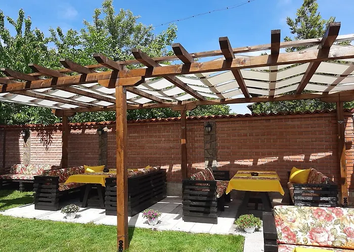 Къща За Гости Рожен Рест