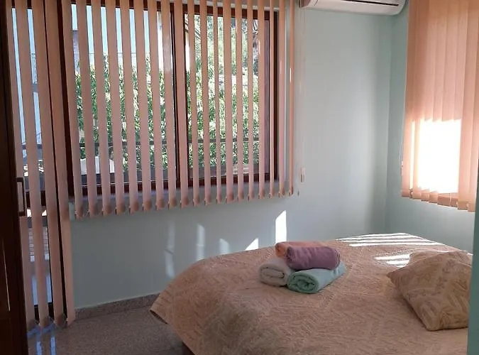 Къща За Гости Рожен Рест