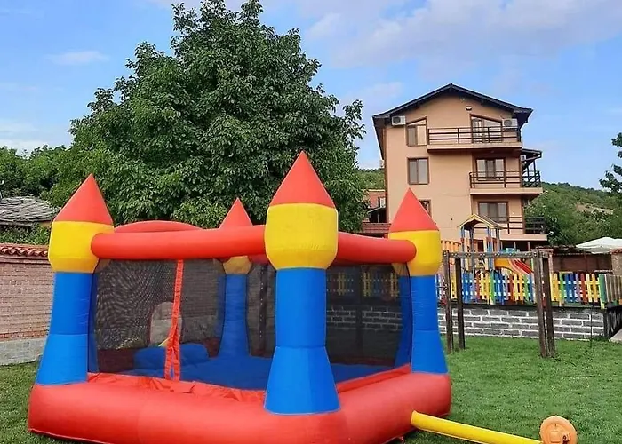 Affittacamere Къща За Гости Рожен Рест